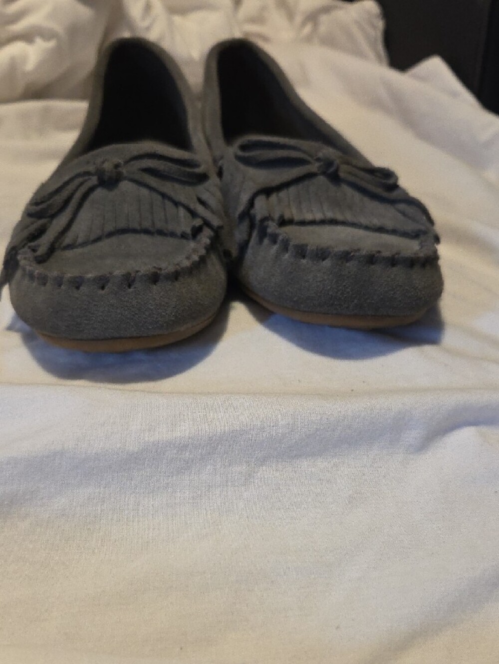 Minnetonka Women’s Gray Suede Kiltie Moccasins - Picture 6 of 9
